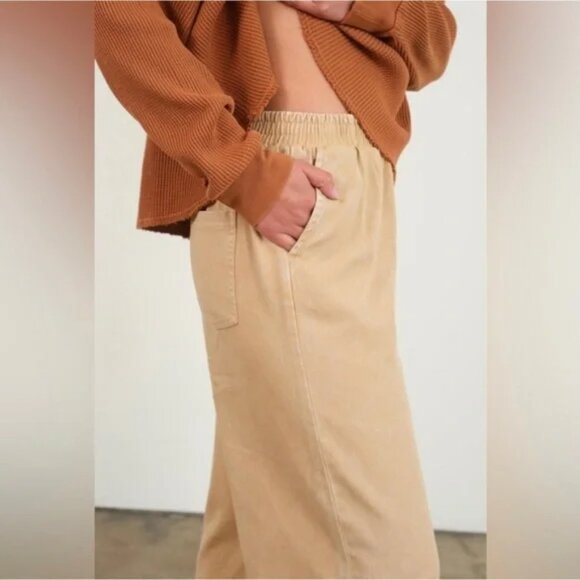 LOFT Women's Tan Wide Leg Elastic Waist Pants size Large New with Tags - Picture 4 of 9